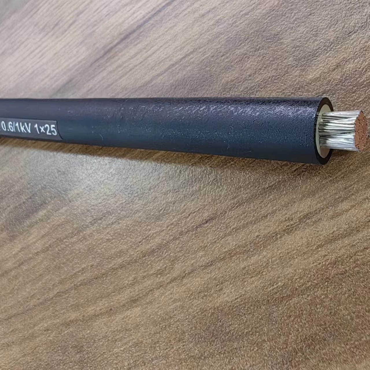 yacht-engineering-cable-2.jpg
